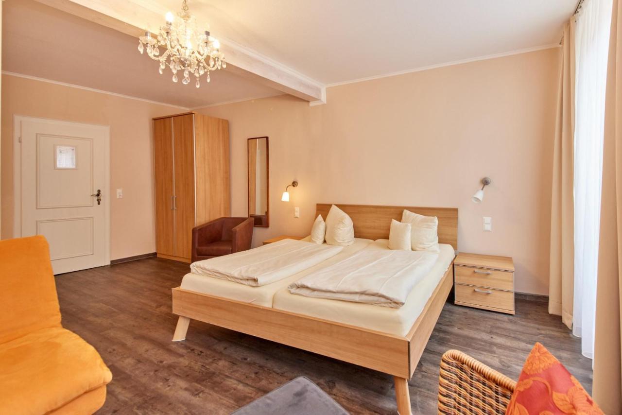 Moselhotel Roemischer Kaiser Commune fusionnée de Commune fusionnée de Bernkastel-Kues Extérieur photo