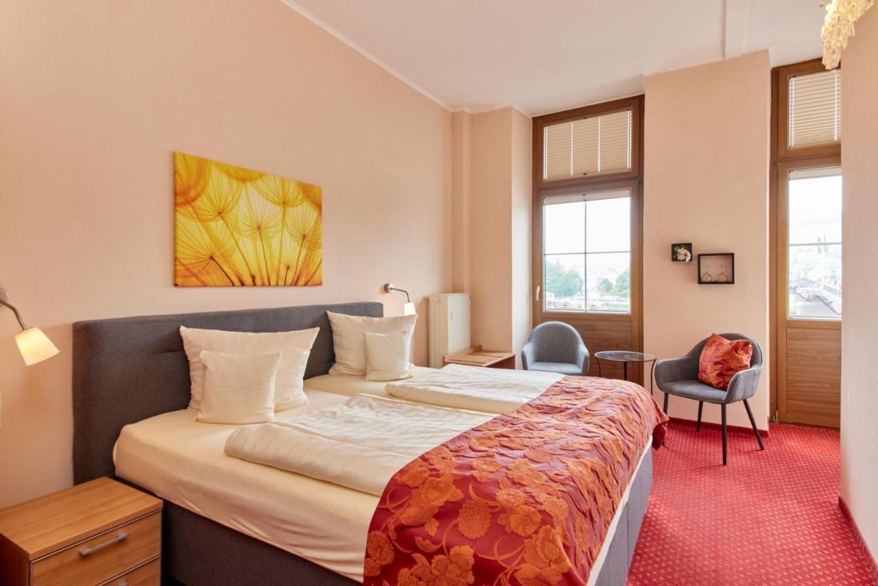 Moselhotel Roemischer Kaiser Commune fusionnée de Commune fusionnée de Bernkastel-Kues Extérieur photo